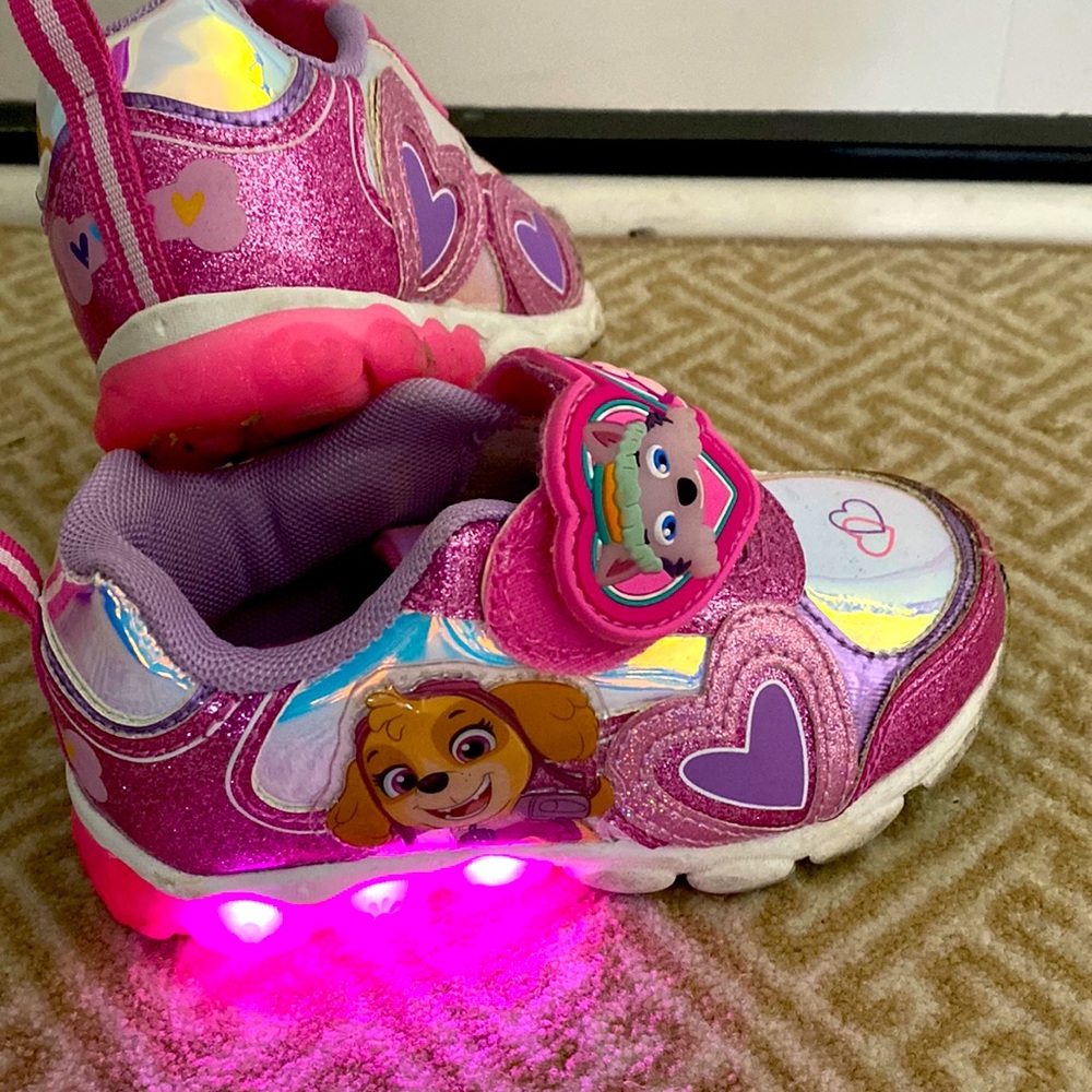 Girl Light Up Sneaker